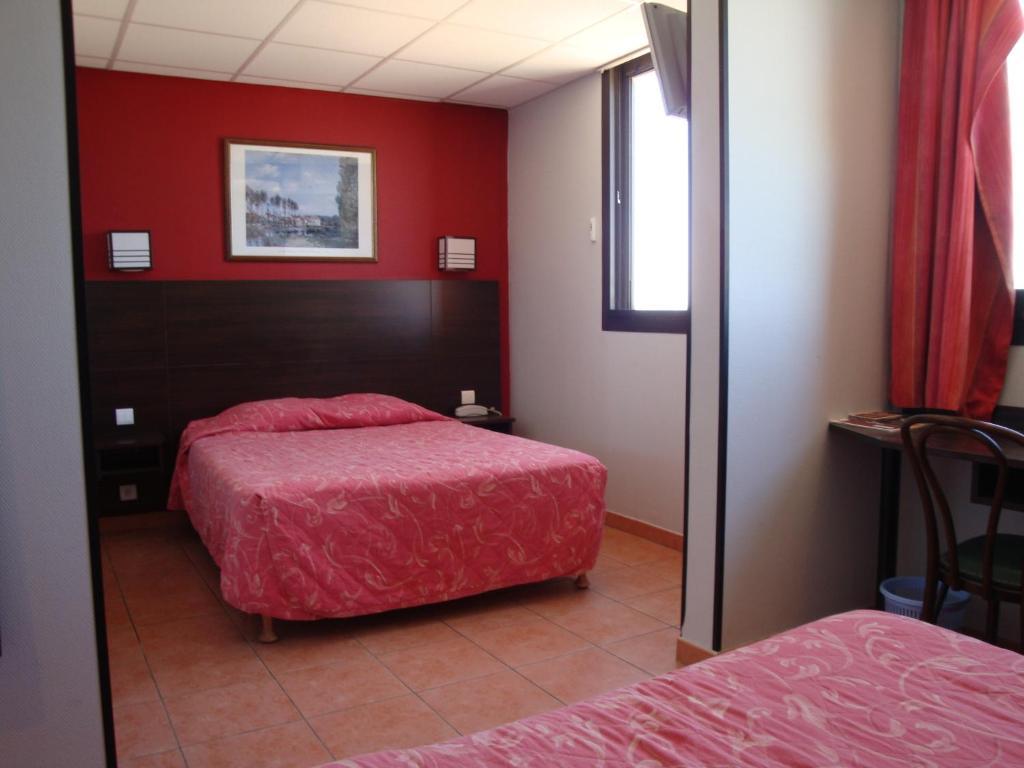 Hotel L'Hacienda Martigues Bagian luar foto