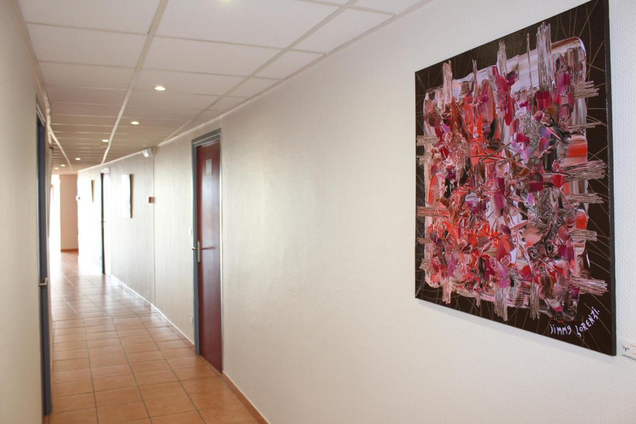 Hotel L'Hacienda Martigues Bagian luar foto